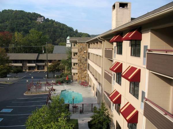 Howard Johnson By Wyndham Downtown Gatlinburg Hotel Exterior photo