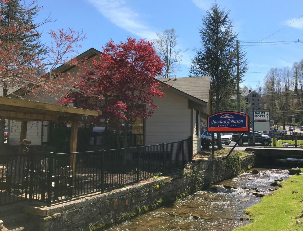 Howard Johnson By Wyndham Downtown Gatlinburg Hotel Exterior photo